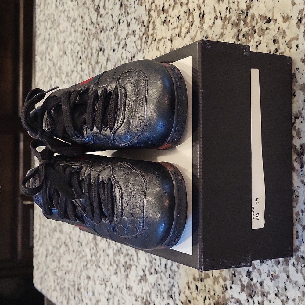 Gucci Sneakers